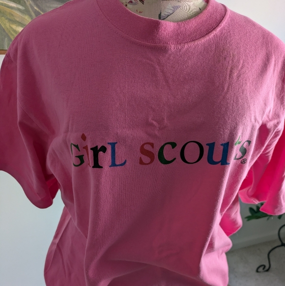 Girl Scouts Tee Shirt - Picture 10 of 12